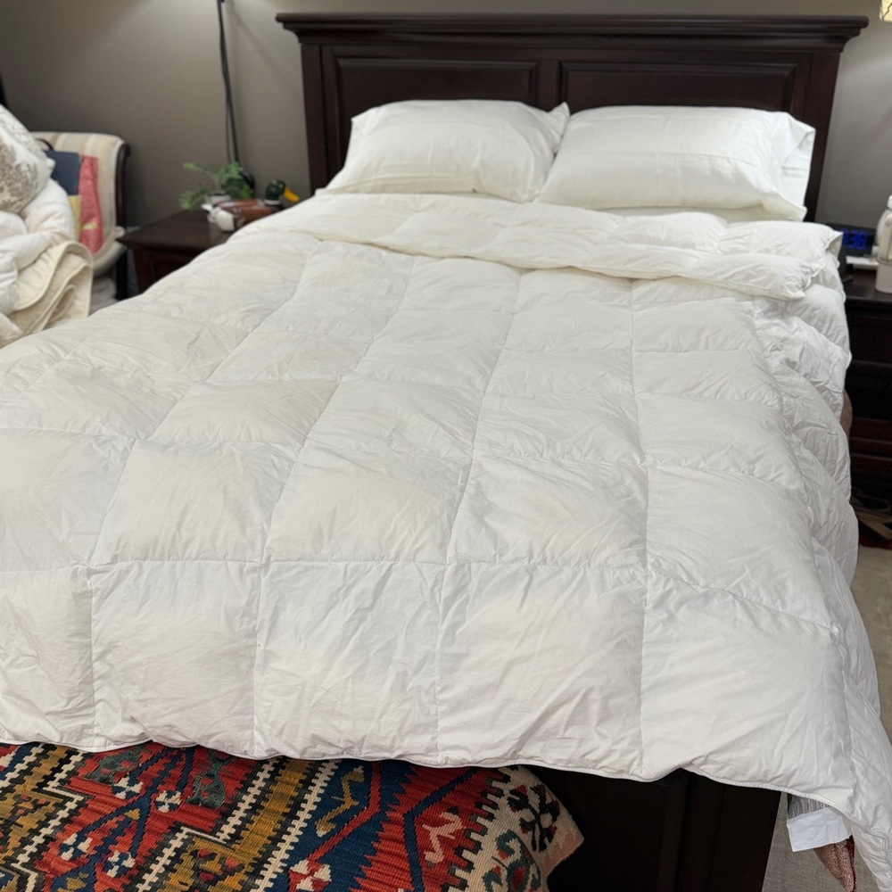 Martha Stewart White Down Feather Duvet Queen Size